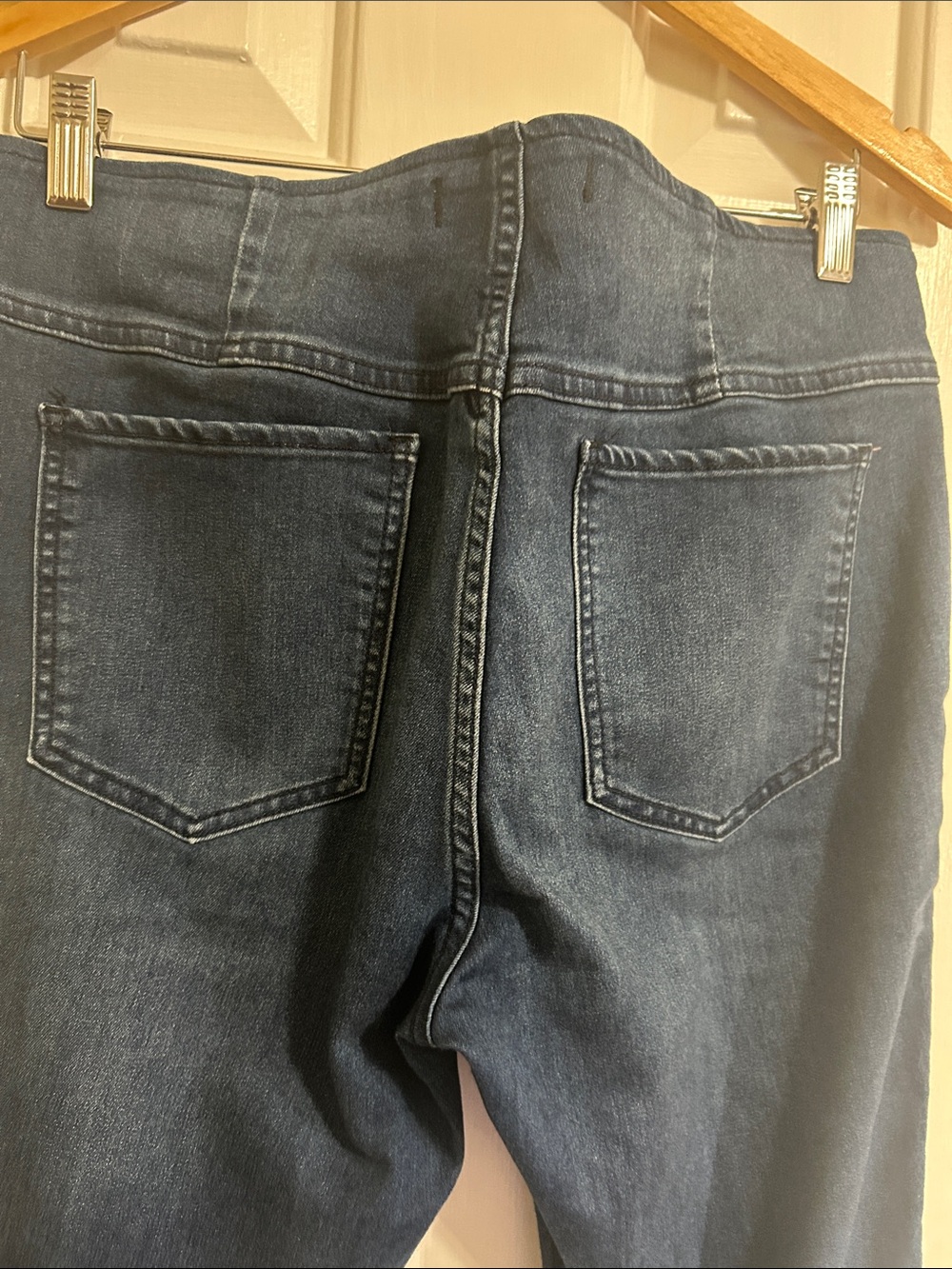 Free People Penny Dark Blue Flare Women’s Jeans, Size 31 (12) - Picture 7 of 9